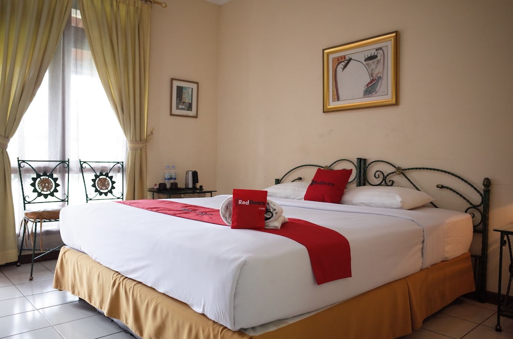 RedDoorz Plus @ Suryakencana Kota Sukabumi in Sukabumi, Indonesia