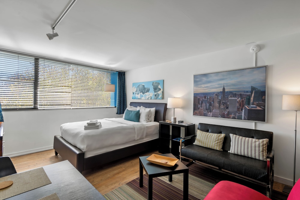 Studios On 25th by BCA Furnished Apts - photo 2