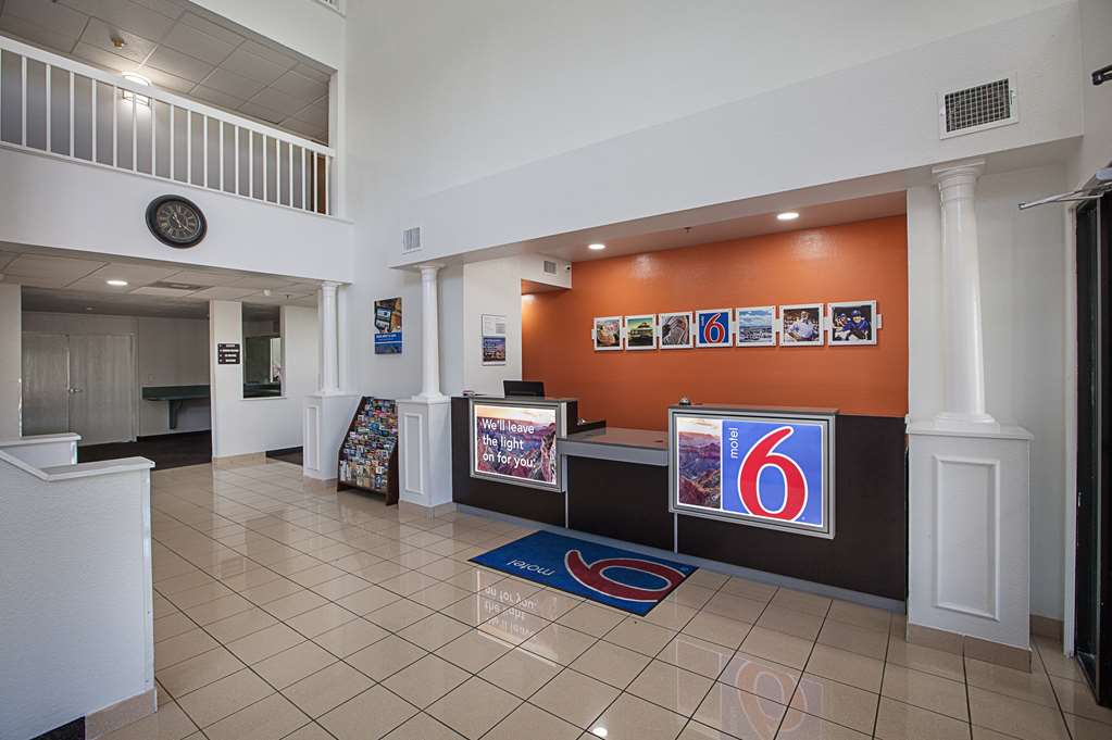 Motel 6 Bedford TX Fort Worth - photo 26