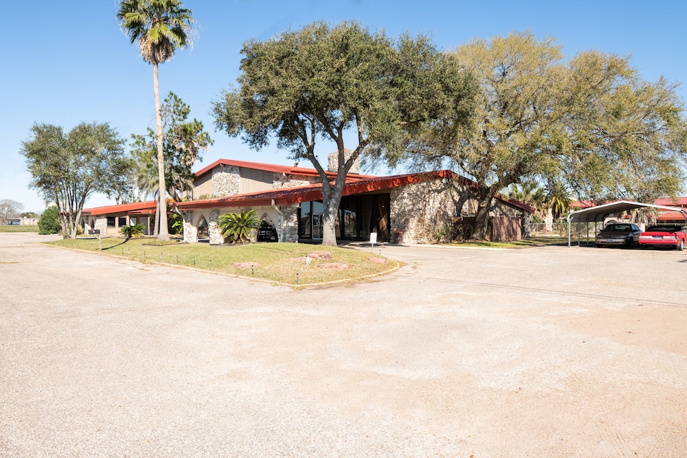 Hotel Bay City TX 35 in Bay, United States