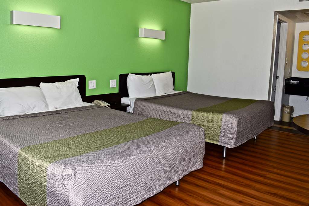 Motel 6 Barstow CA - photo 15