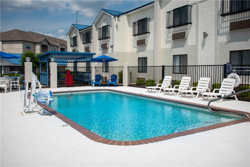 Days Inn by Wyndham Troy - photo 10