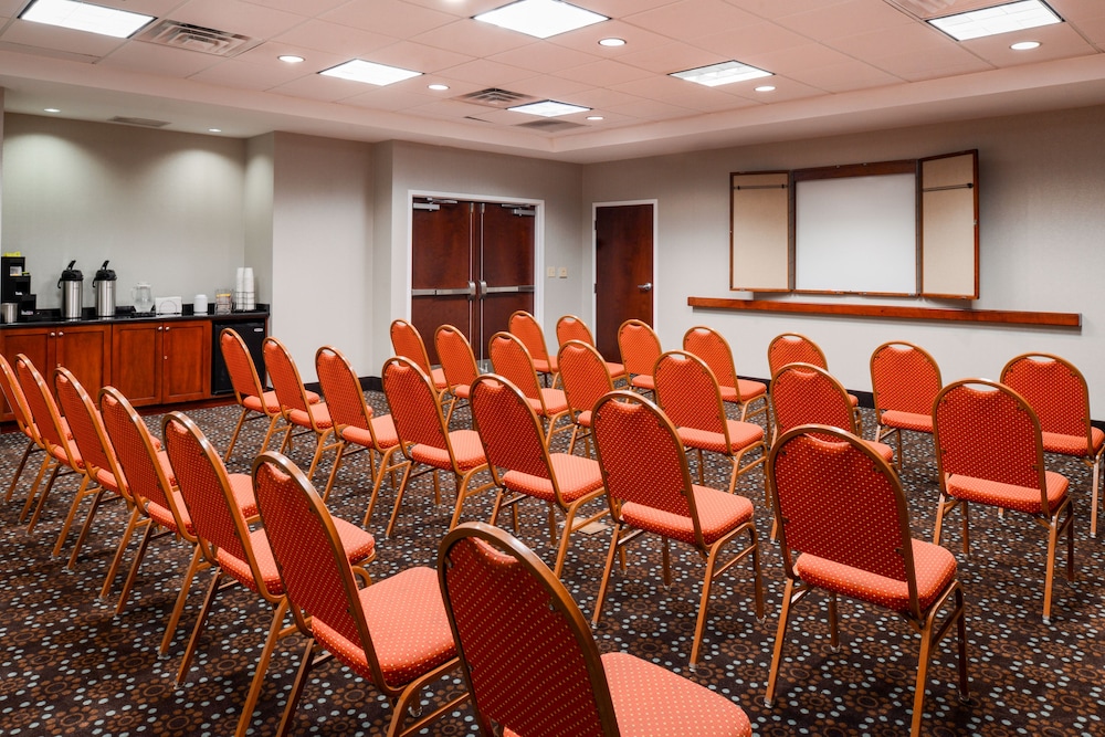 Hampton Inn & Suites Plymouth - photo 62