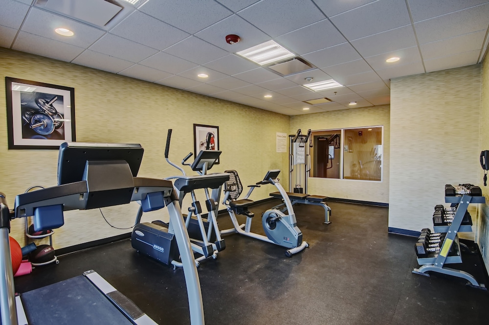 Holiday Inn Express and Suites Wytheville by IHG - photo 37