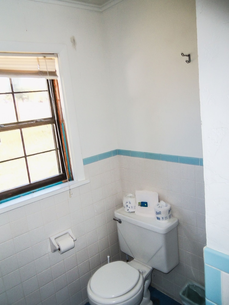 The Gold Pan Motel - photo 47
