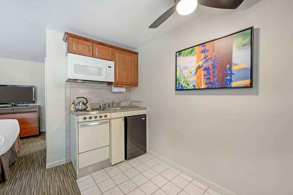 Best Western Ptarmigan Lodge - photo 14
