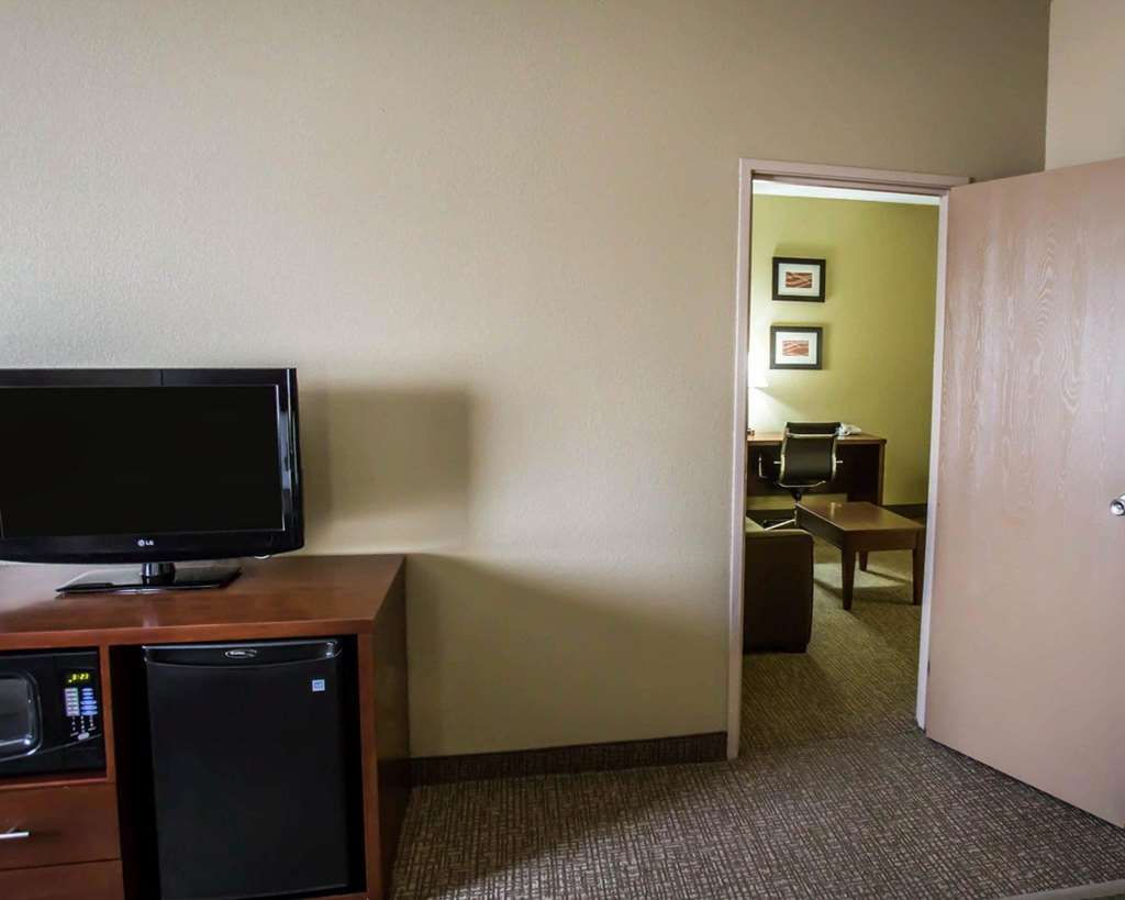 Comfort Inn Morris I 80 - photo 21