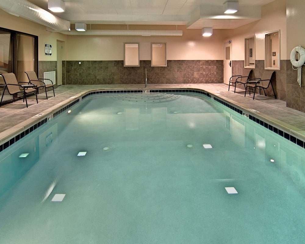 Hampton Inn Troy - photo 13