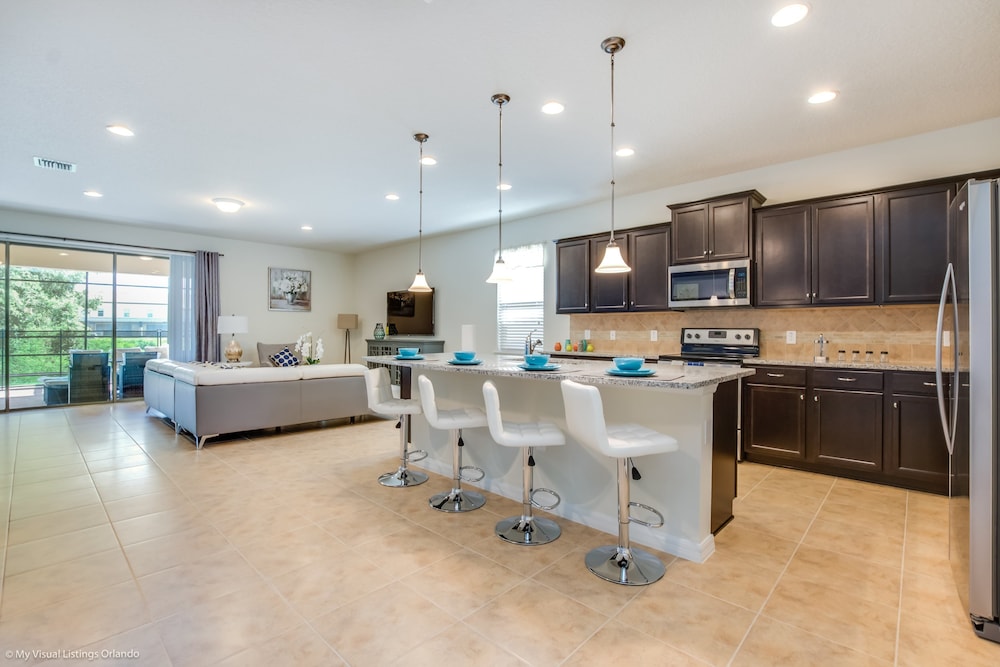 H8875 Ultimate Brand new 8bedroom 6bathroom Resort - photo 37
