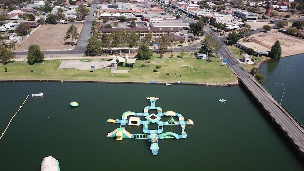 Lakeview Motel - carbon neutral hotel in Yarrawonga
