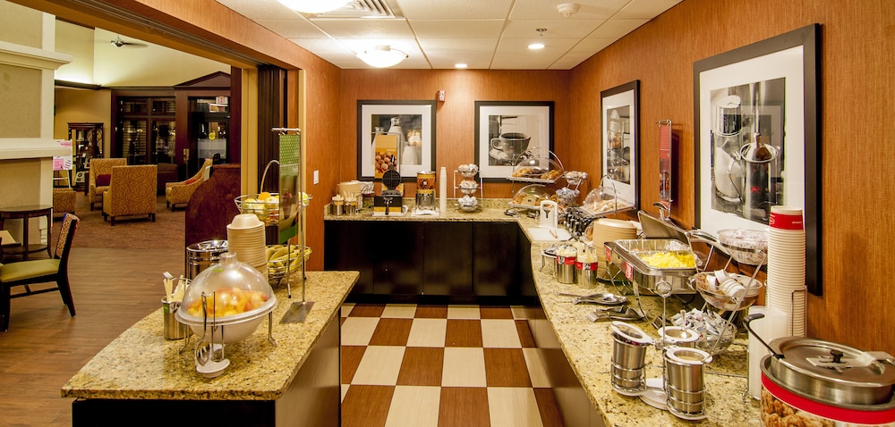 Hampton Inn & Suites Tampa North - photo 48