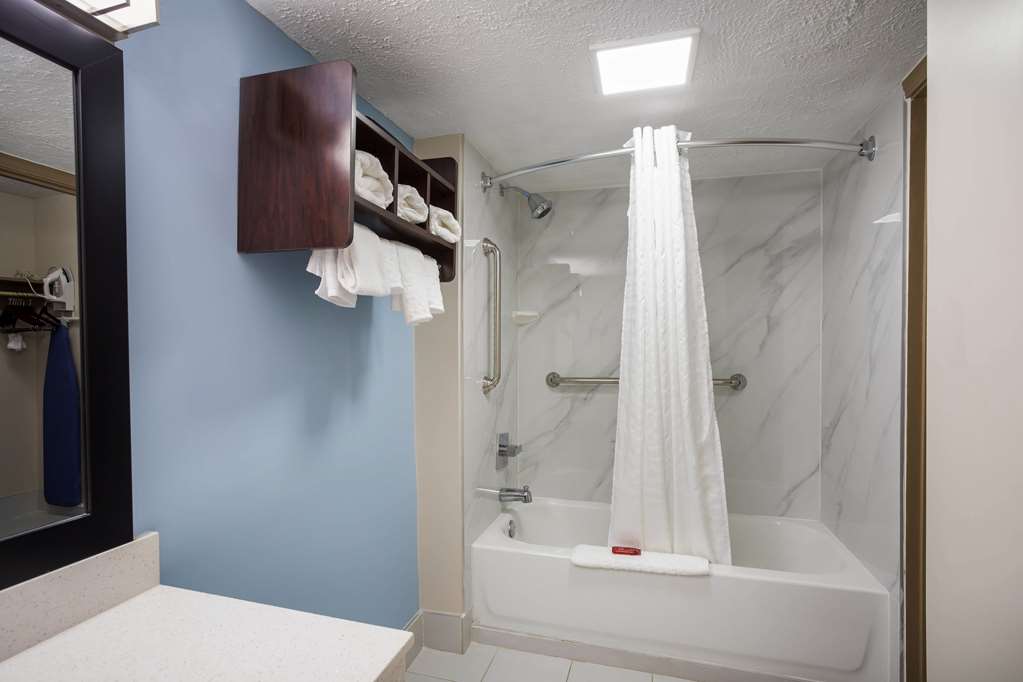 SureStay Hotel by Best Western Bardstown General Nelson - photo 18