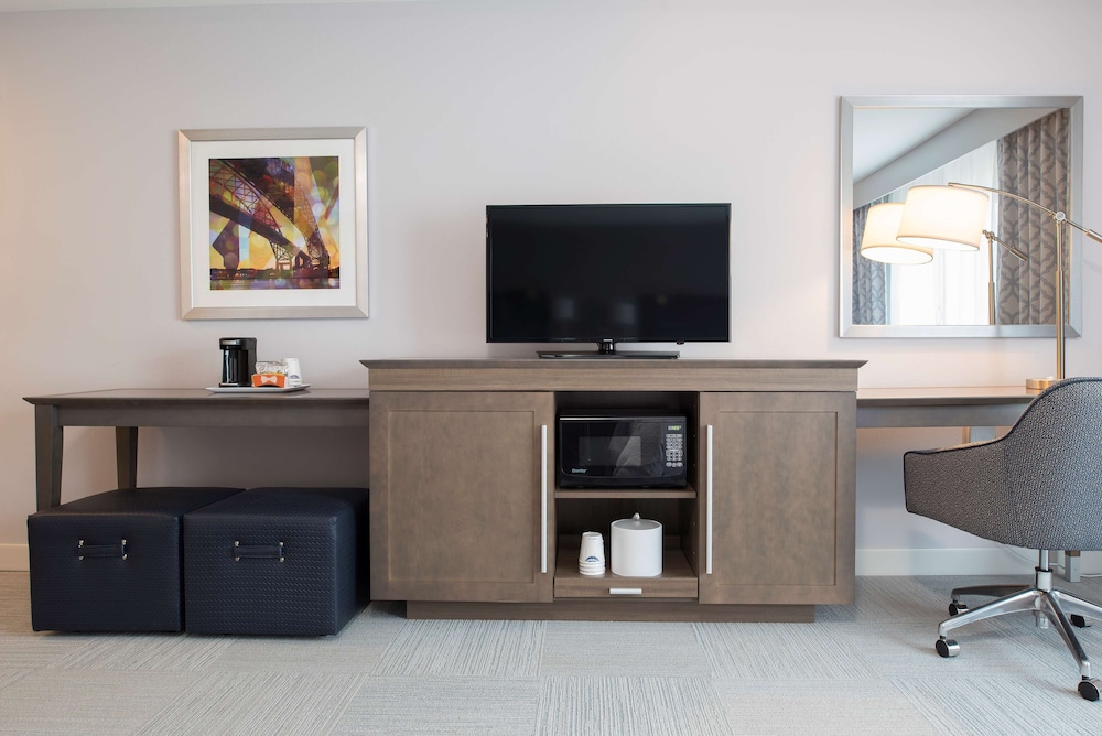 Hampton Inn & Suites Michigan City - photo 11