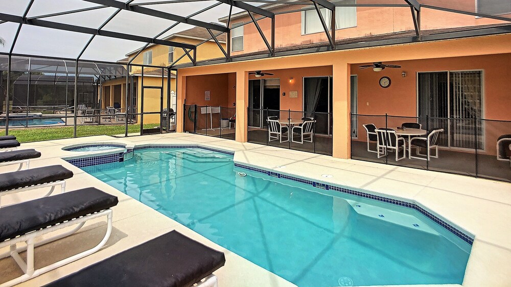 Emerald Island Resort Six bedroom - photo 28