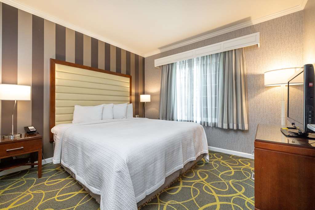 Best Western Plus Dixon Davis - photo 3