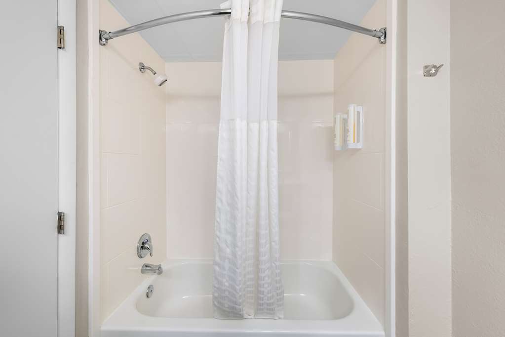 Clarion Pointe Apex Holly Springs - photo 15