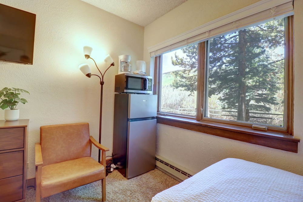 Anaconda 4 Bed 4 Bath by RedAwning - photo 10