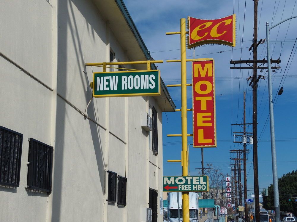 Ec Motel - photo 12