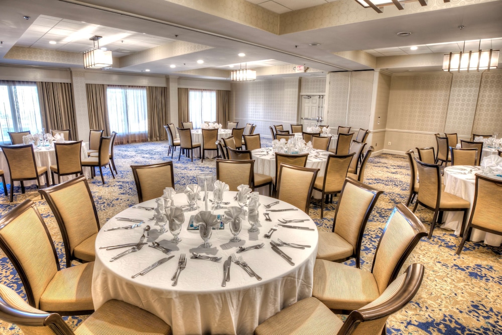 Doubletree Suites by Hilton at The Battery Atlanta - photo 64
