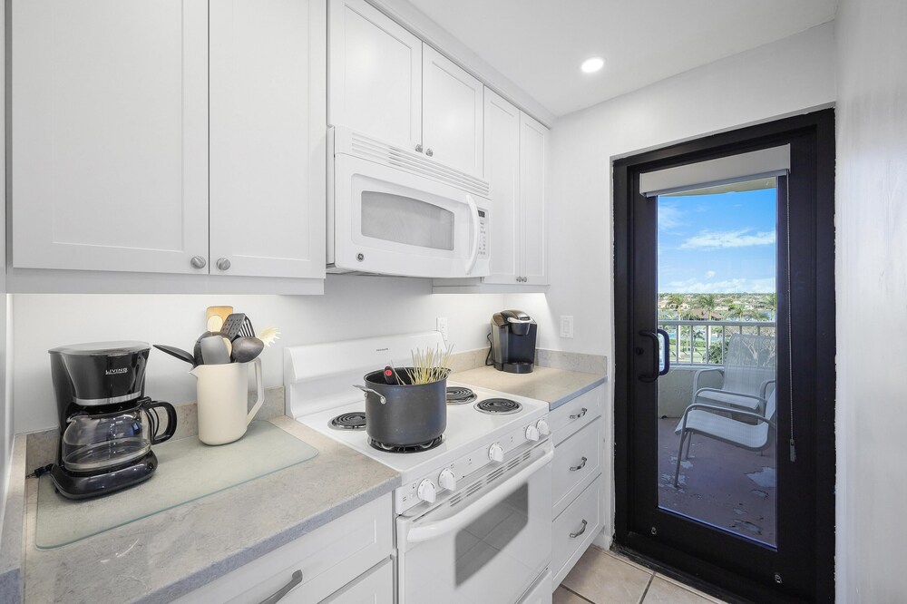 South Seas Tower 3 603 - photo 24