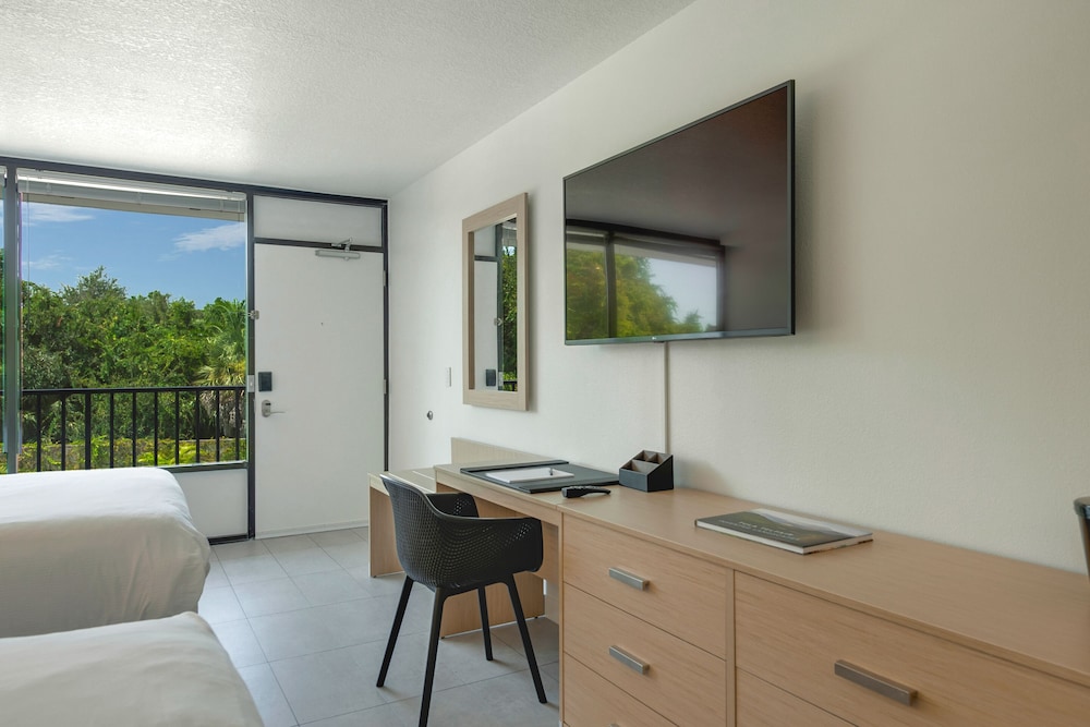 Casey Key Resorts Mainland - photo 11