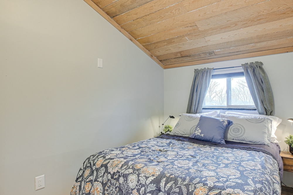 Homey Galloway Getaway on Private 7 acre Farm - photo 22
