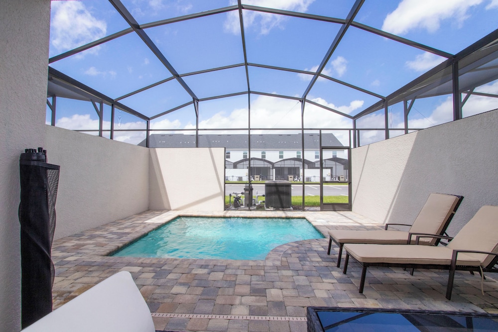 Splendid 3 Bd Close to Disney w Surf Park Solara Resort 2190 Kissimmee - photo 12