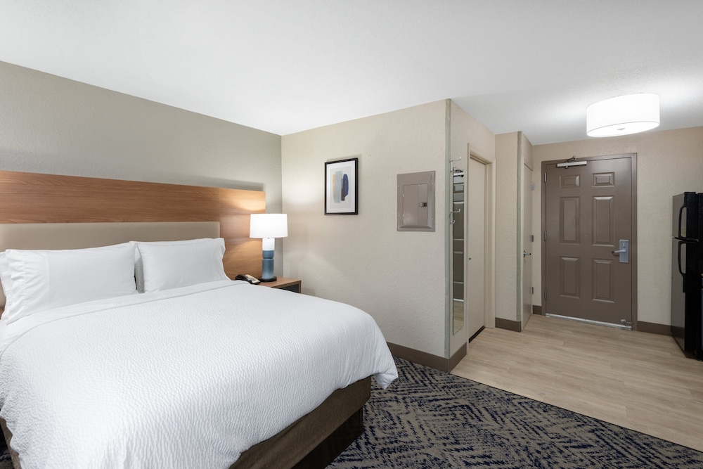 Candlewood Suites Chesapeake by IHG - photo 8