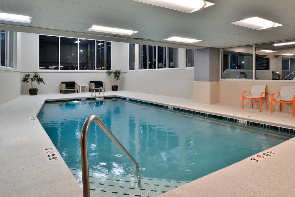 Holiday Inn Hotel & Suites Overland Park Convention Center - photo 38