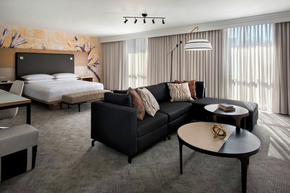Westchester Marriott — hotel in Tarrytown