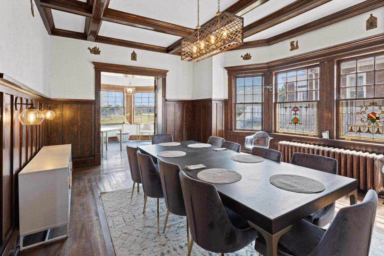 Grand Historic 8BR 6 5BA Mansion Waterfront Decks in Atlantic City, United States