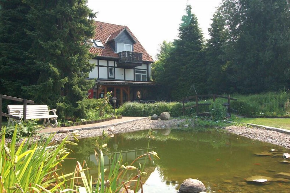 Hotel Auf Dem Langenhof Wunstorf — hotel in Wunstorf