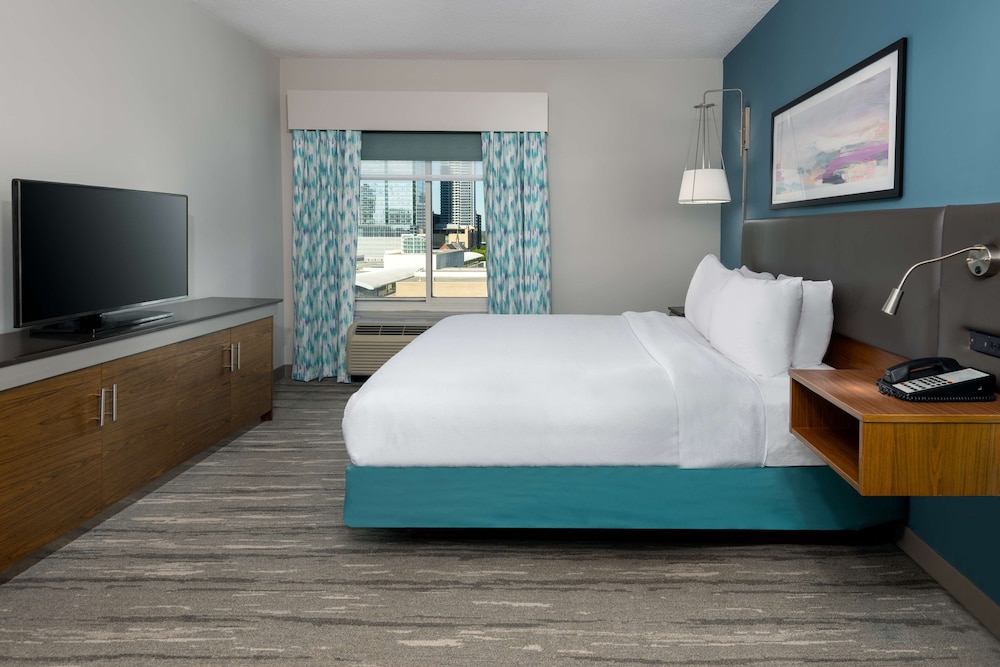 Hilton Garden Inn Charlotte Uptown - photo 8