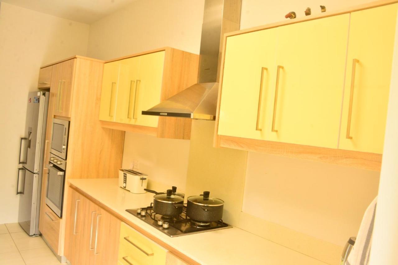 Westwood Appartment C8 Penthouse With Terrace Flic En Flac — 4-Star Luxury Hotel in Flic En Flac, Mauritius