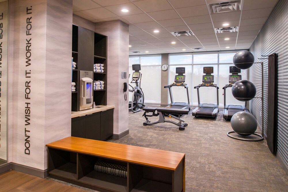 Fairfield Inn & Suites by Marriott Fort Worth Southwest at Cityview - photo 8