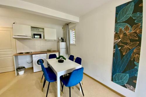 J58 Les Naïades 2 bedrooms for 5 people - last minute hotel in Unknown City