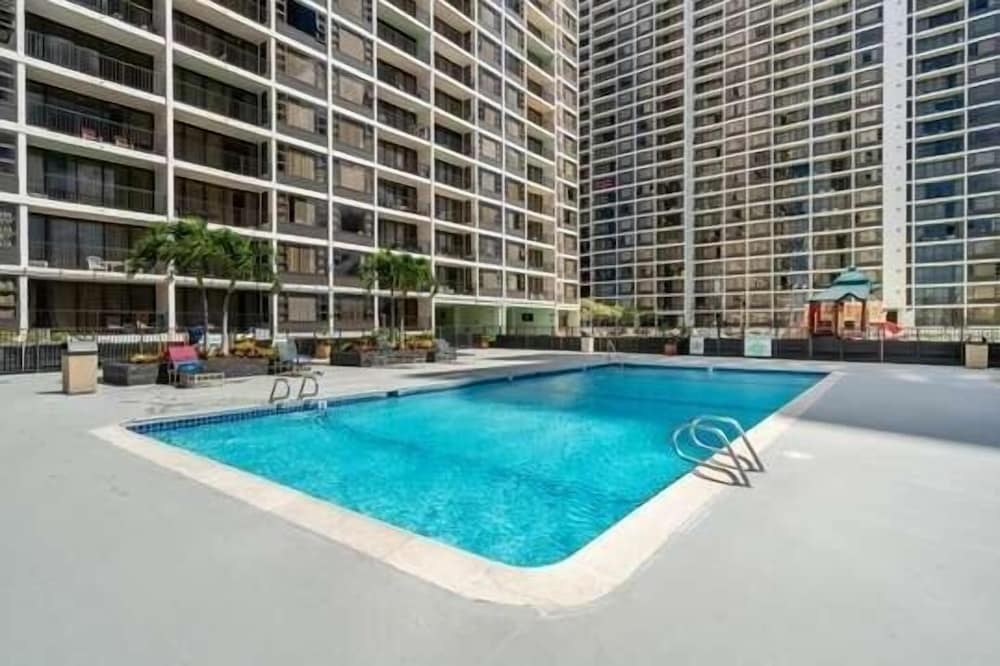 Waikiki Banyan High Level Condo with Private Lanai by Koko Resort Vacation Rentals - photo 86