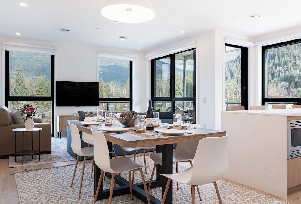 Wooley Bully Terrace in Revelstoke, Canada