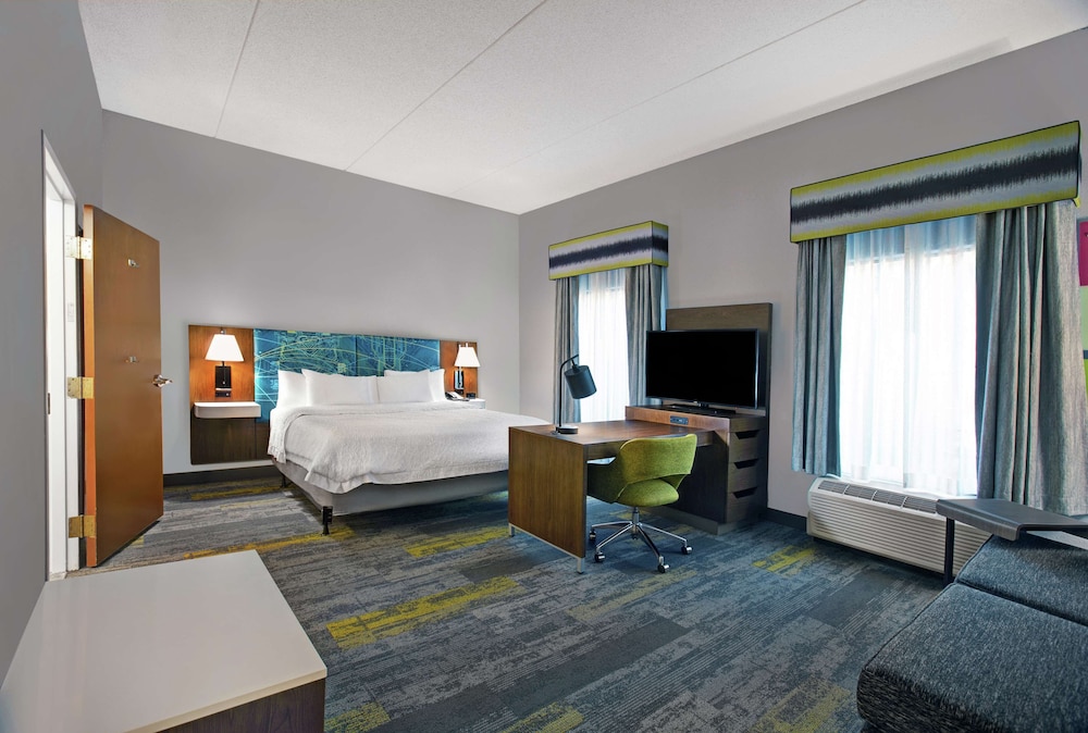 Hampton Inn & Suites Augusta West - photo 25
