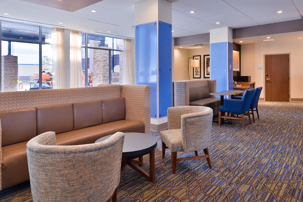 Holiday Inn Express & Suites Mall of America MSP Airport by IHG - photo 44