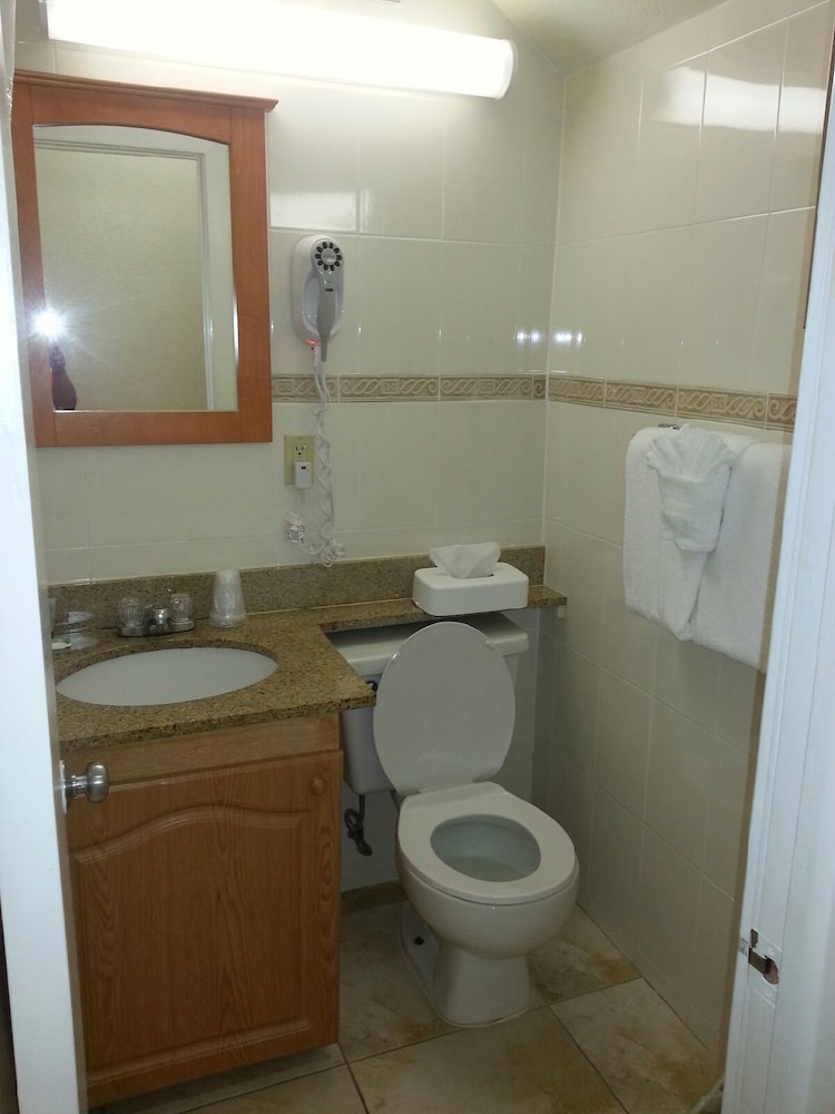 Hollywood Beach Resort beautiful Studio - photo 15