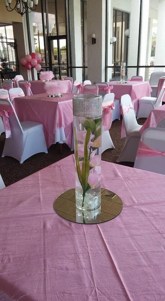 Landmark Inn Hartsville - photo 40
