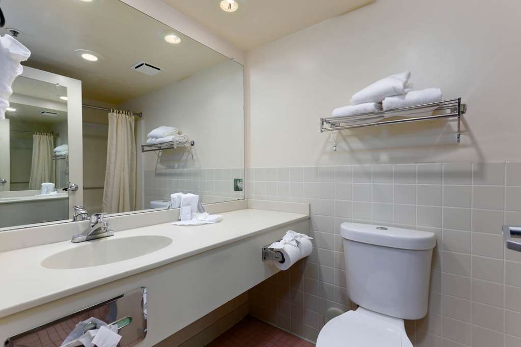 Studio6 Suites Lake Havasu City AZ - photo 15