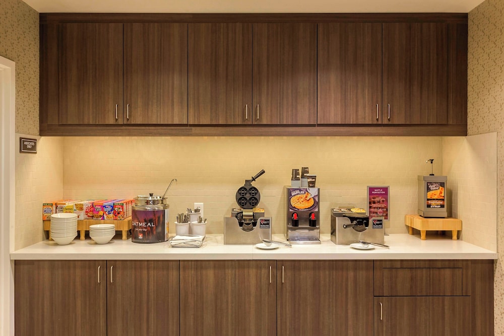 Residence Inn by Marriott Portland Hillsboro Brookwood - photo 36