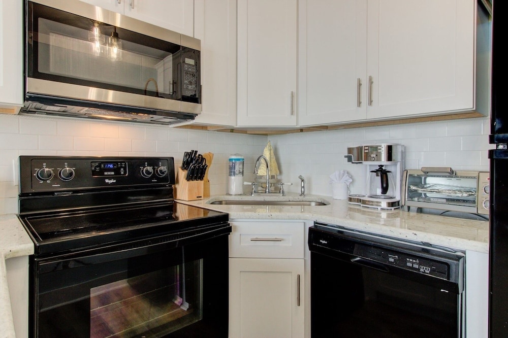 0509 Oceanfront Getaway by Atlantic Towers - photo 10