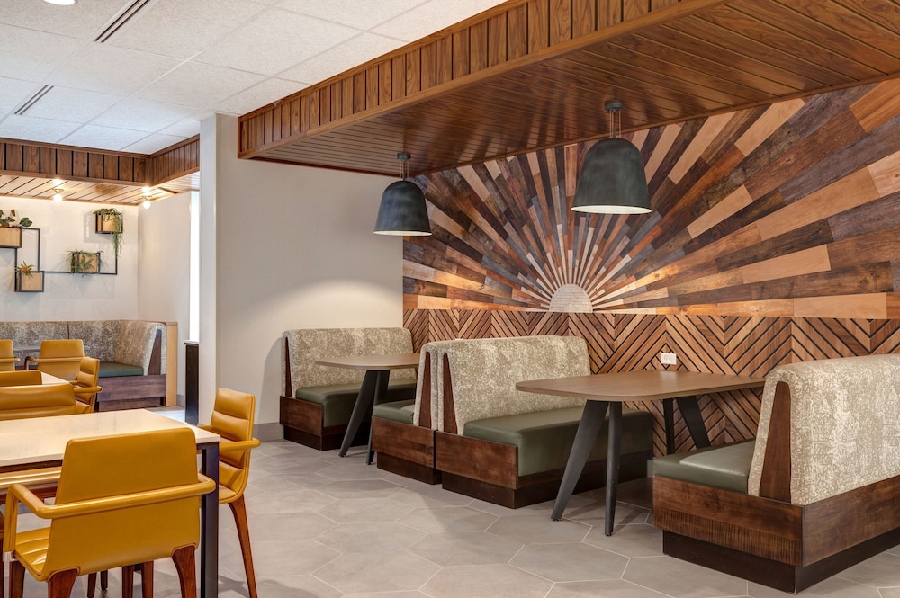 Fairfield Inn & Suites By Marriott Minneapolis Downtown - photo 37