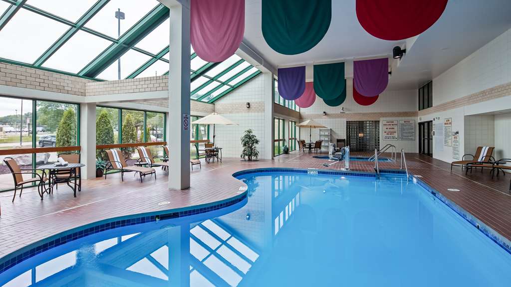 Best Western East Towne Suites - photo 6