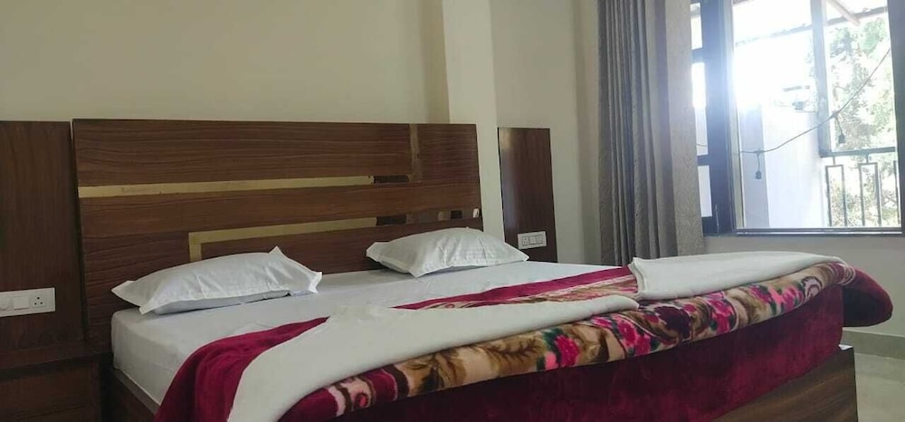 ZenDen Elegant hills - last minute hotel in Mussoorie