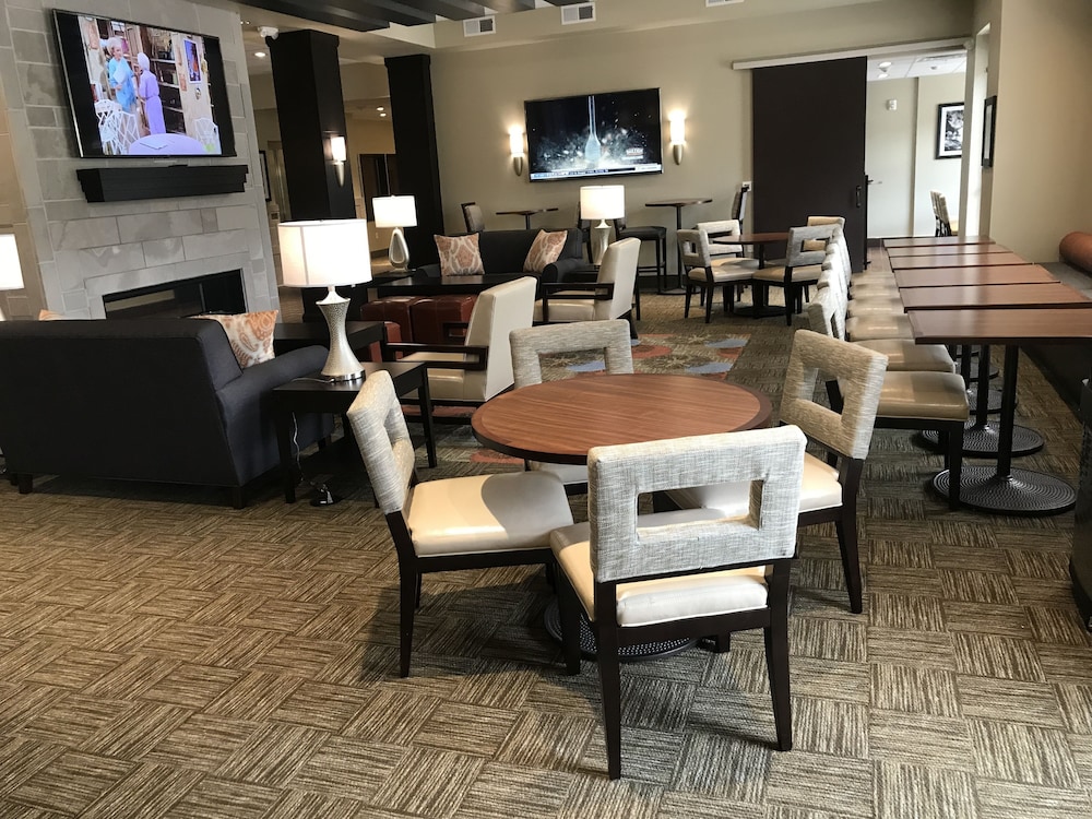 Staybridge Suites Madison Fitchburg - photo 80