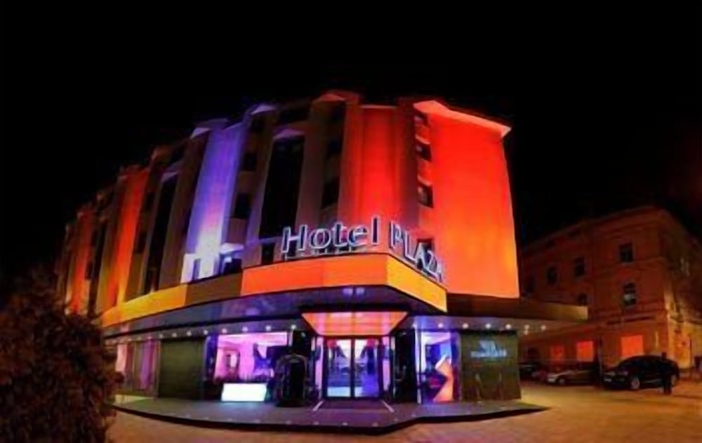 Plaza V Hotel in Targu-Mures, Romania